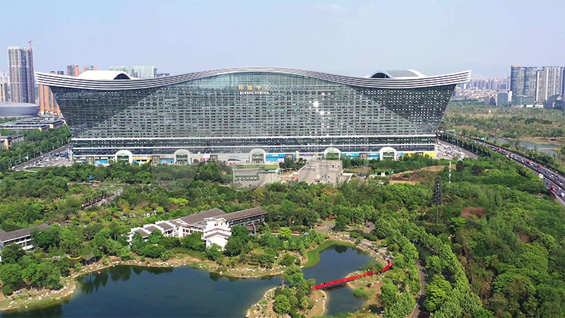 成都环球中心屋面网架